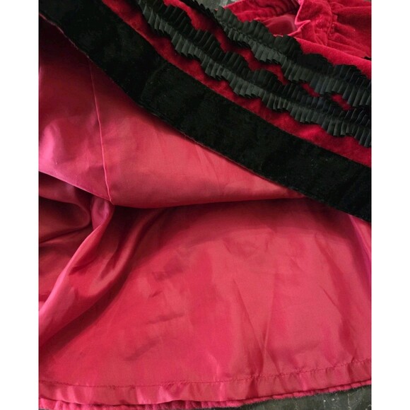 Childrens Place Red Black Velvet Skirt Girls Sz 5 Holiday Christmas Winter Warm - Picture 5 of 7